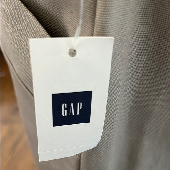 GAP Tan Knee-length Pencil Skirt - Picture 3 of 11